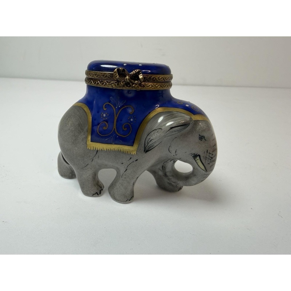 Limoges Porcelain Elephant Trinket Box France Peint Mein Hinged‎ Vintage